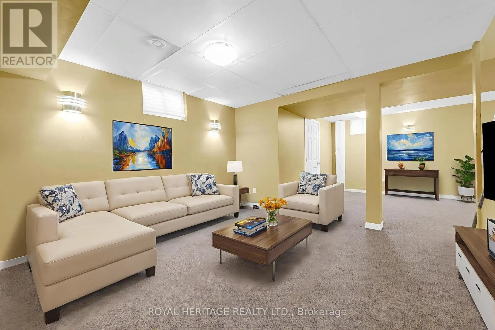 10 BRIARWOOD CRESCENT