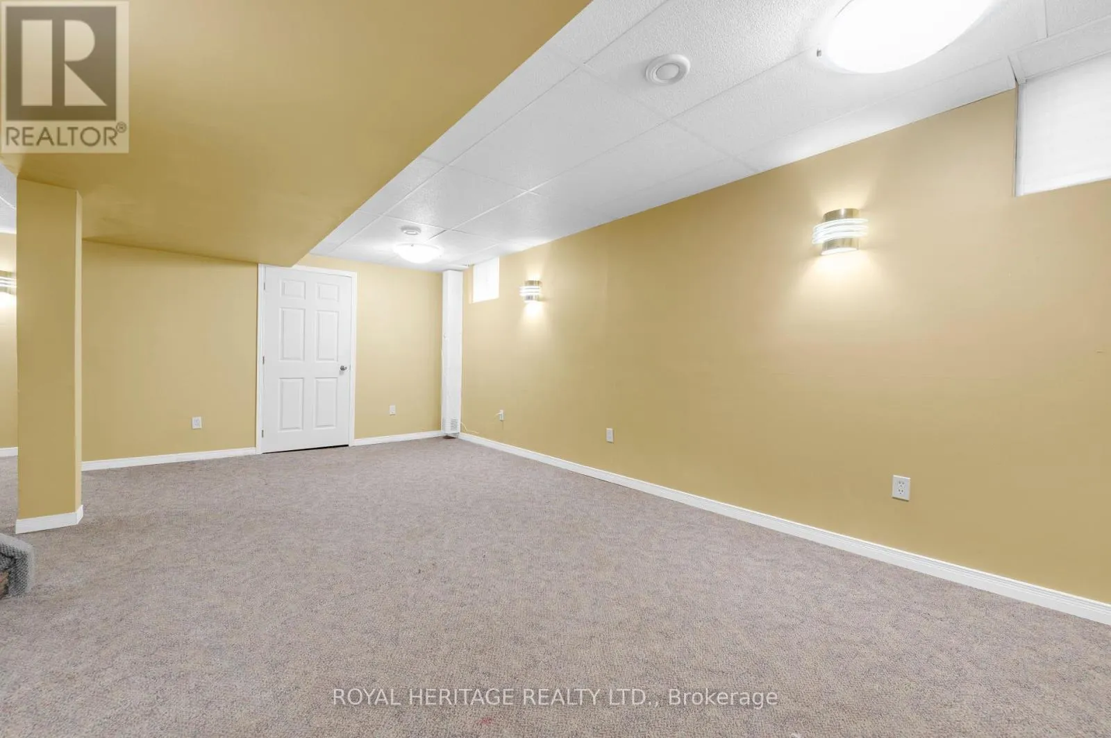 10 BRIARWOOD CRESCENT