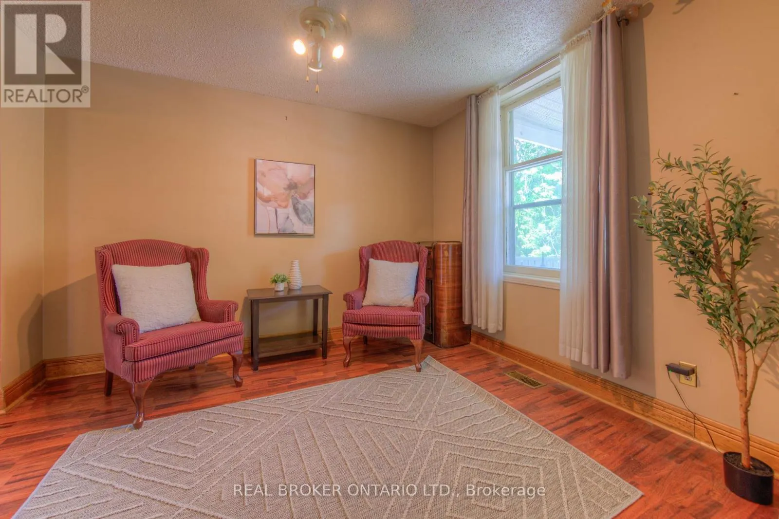 138 FOREST ROAD