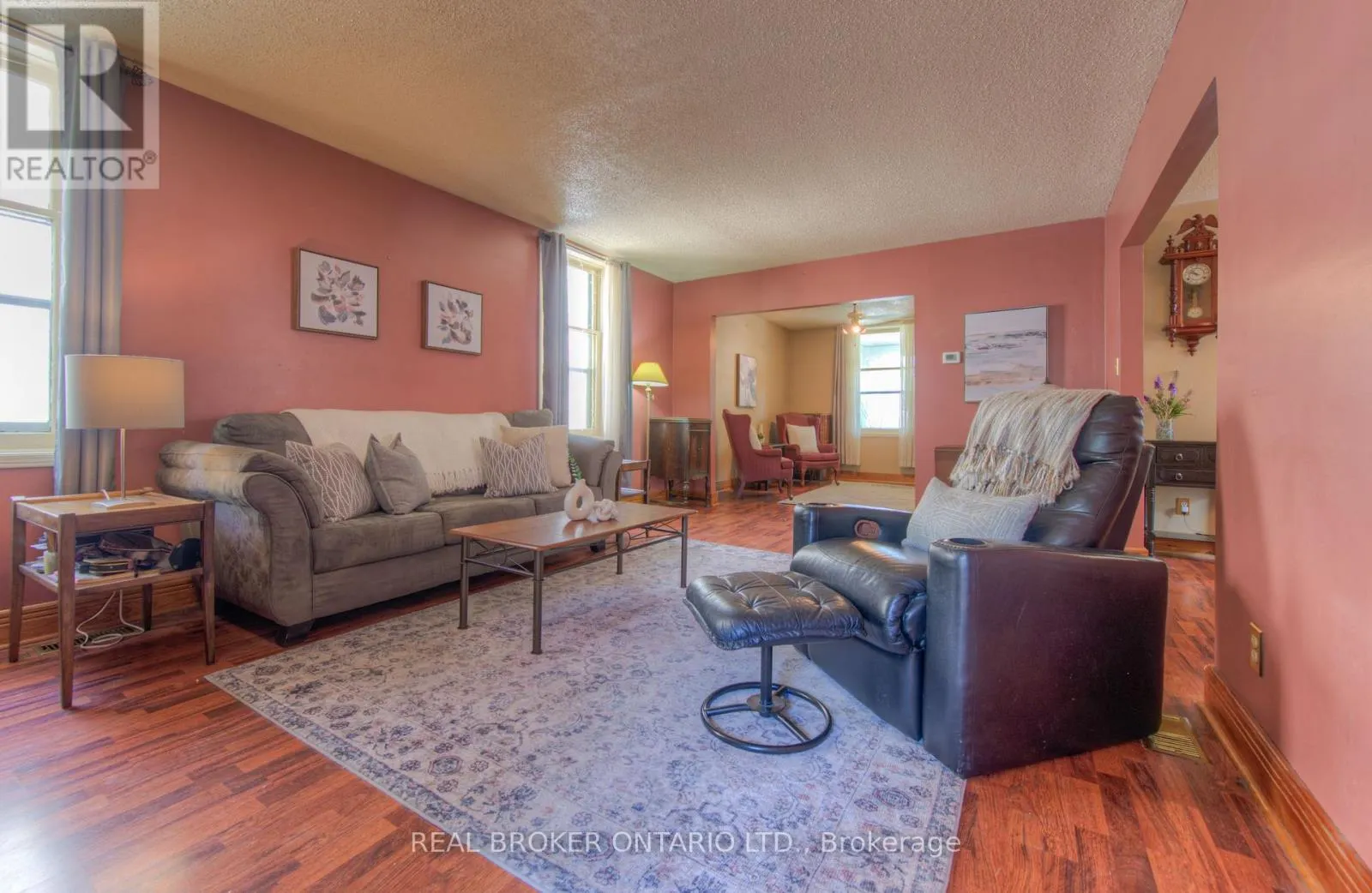 138 FOREST ROAD