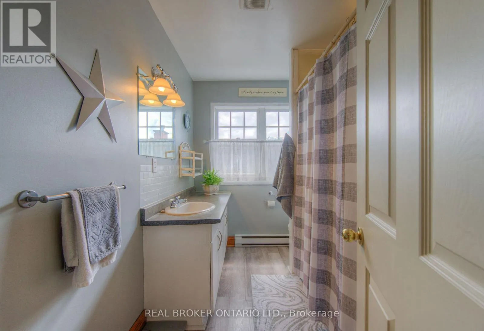 138 FOREST ROAD