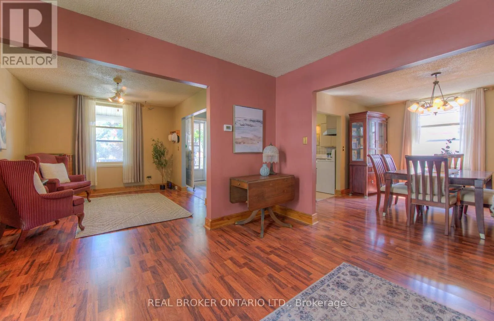 138 FOREST ROAD