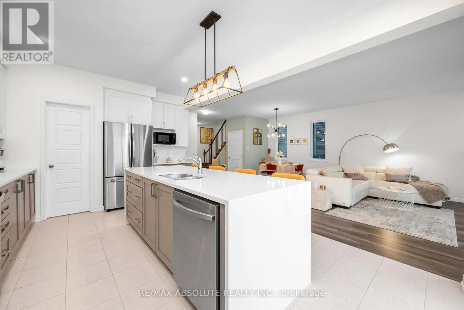 302 HALIBURTON HEIGHTS