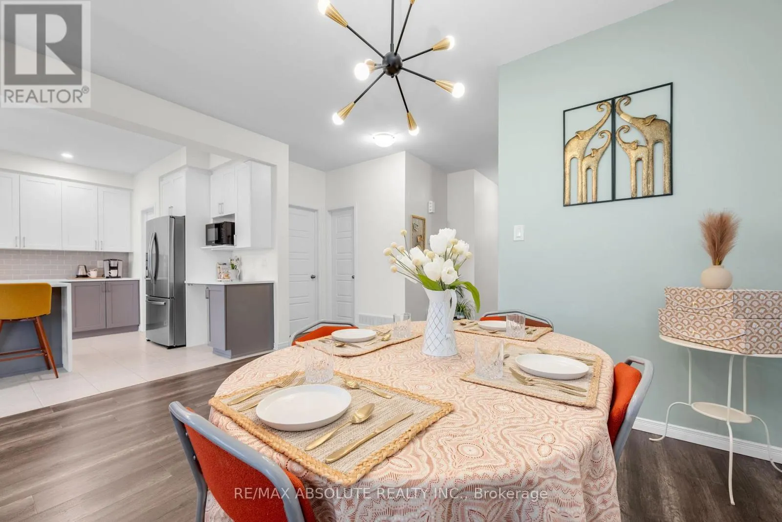 302 HALIBURTON HEIGHTS