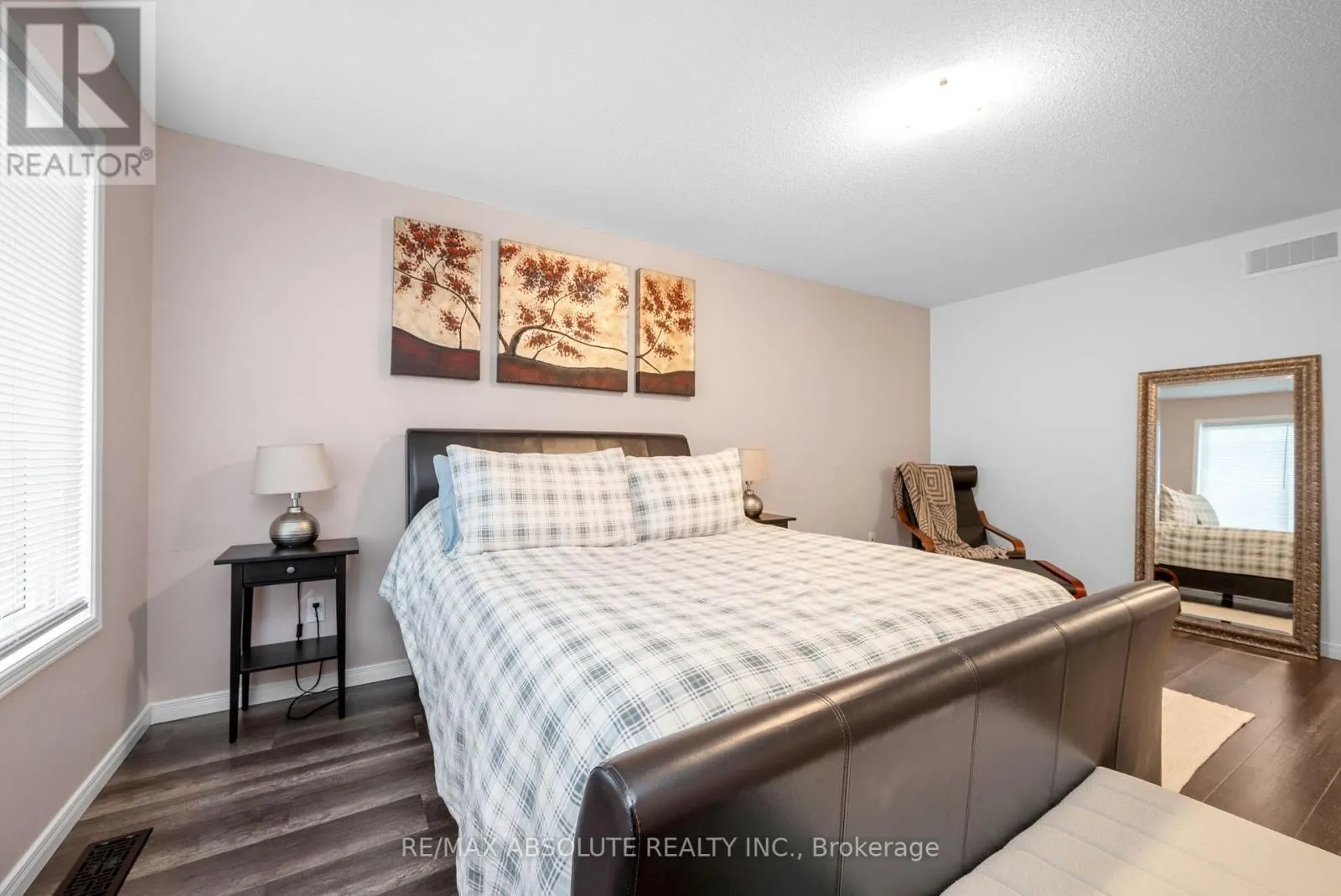 302 HALIBURTON HEIGHTS