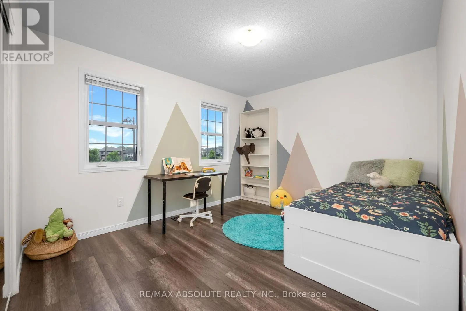 302 HALIBURTON HEIGHTS