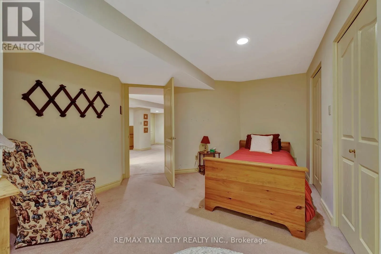 7 - 71 BEASLEY CRESCENT