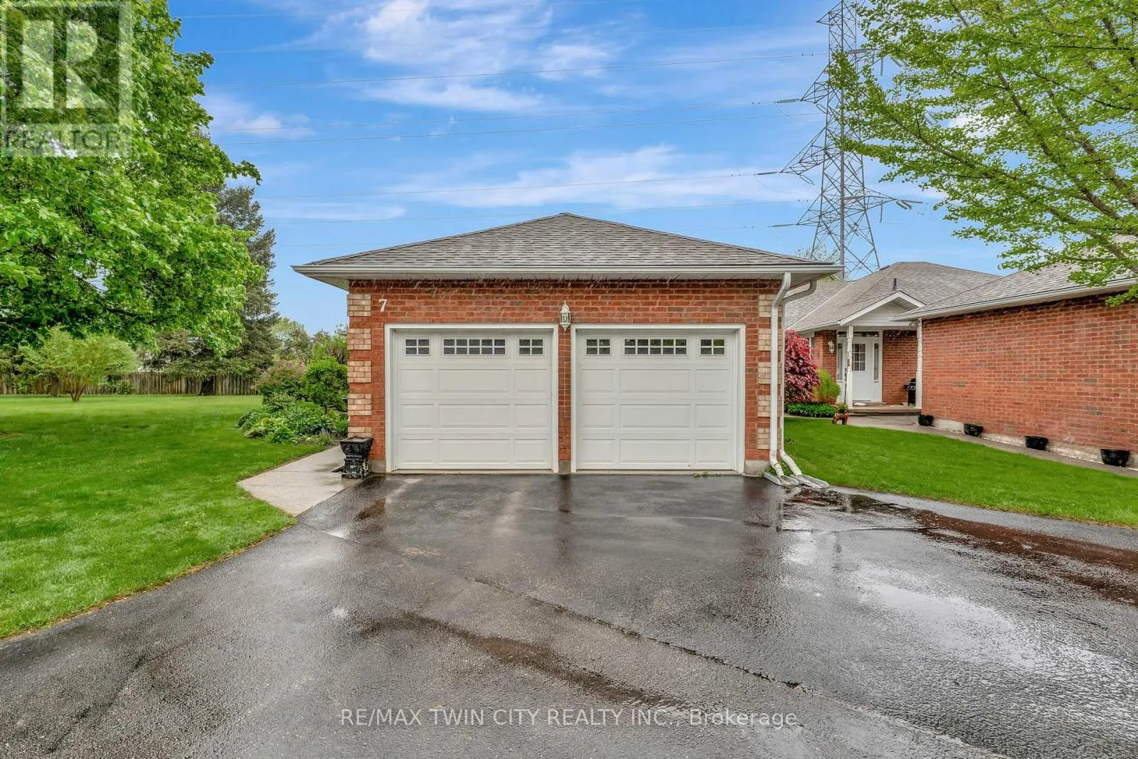 7 - 71 BEASLEY CRESCENT