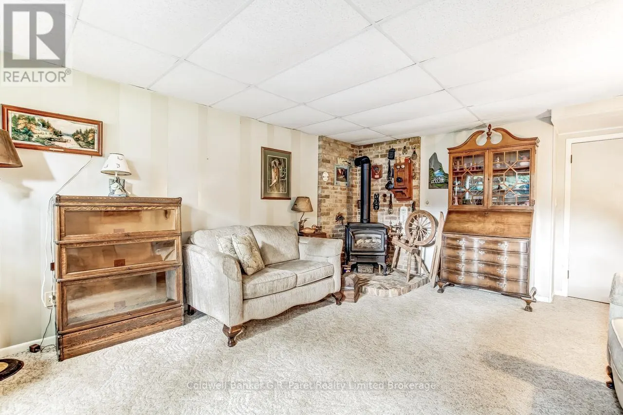 7 & 9 LISGAR COURT