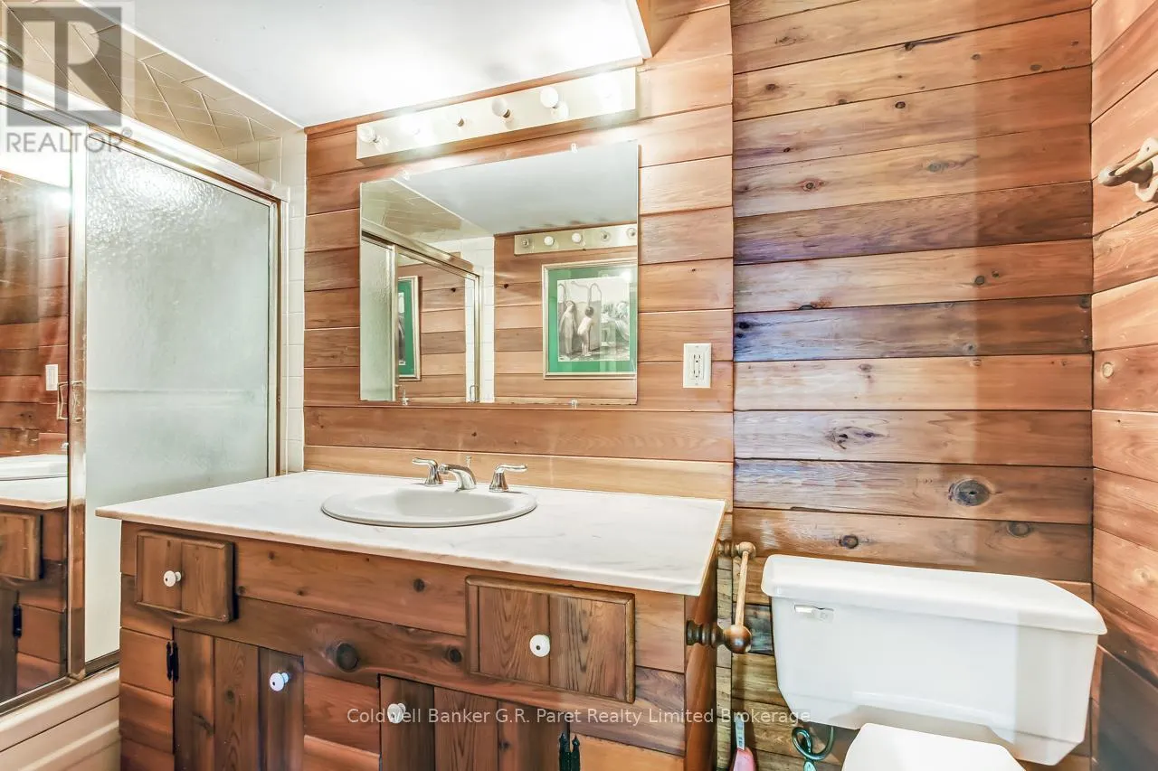 7 & 9 LISGAR COURT