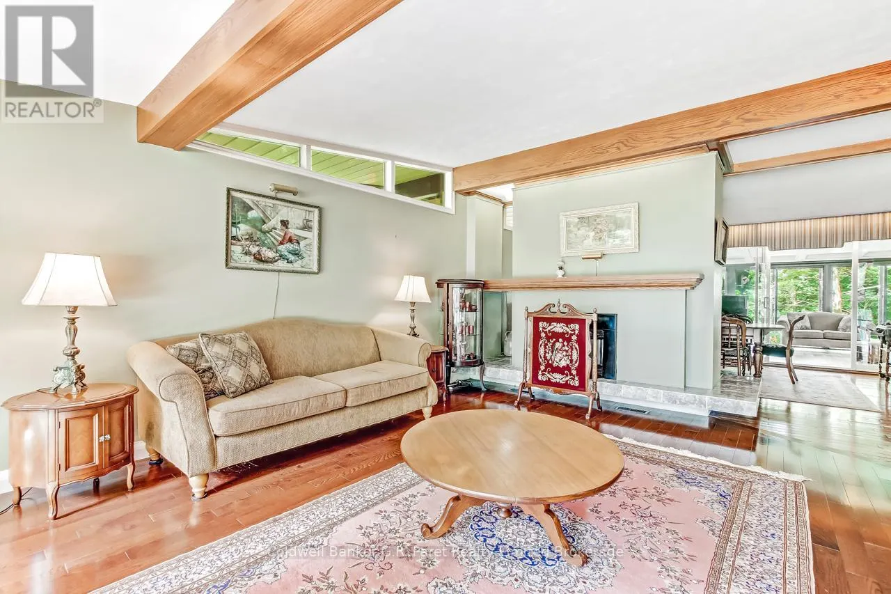 7 & 9 LISGAR COURT