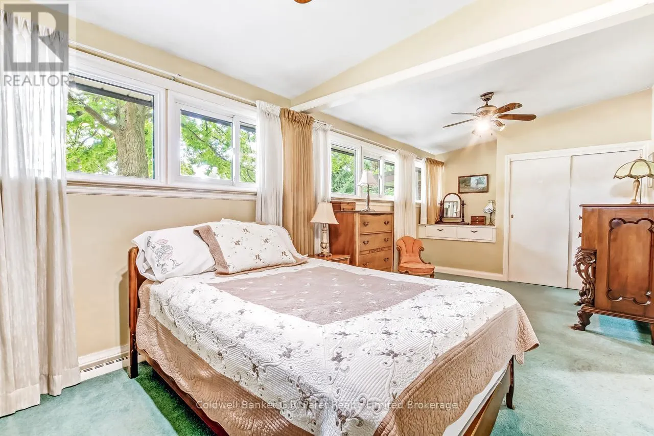 7 & 9 LISGAR COURT
