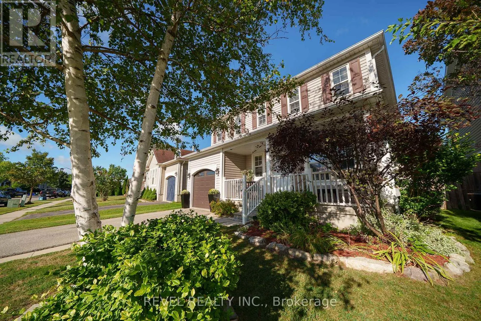 22 HOLLINRAKE AVENUE