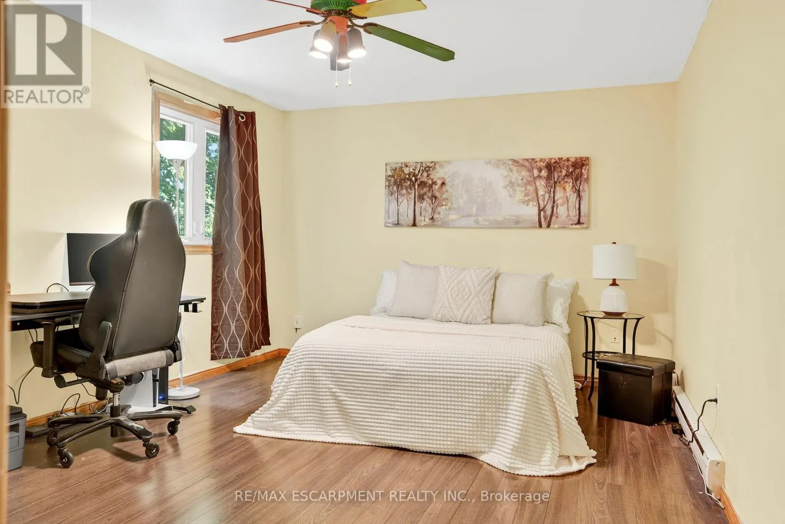 146 NORMANHURST AVENUE W