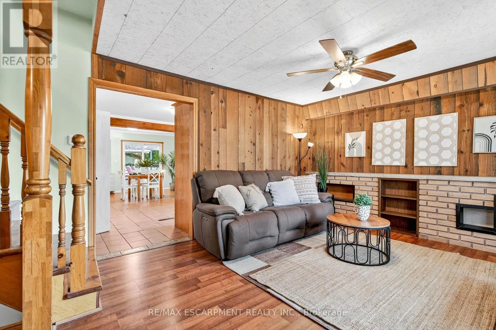 146 NORMANHURST AVENUE W