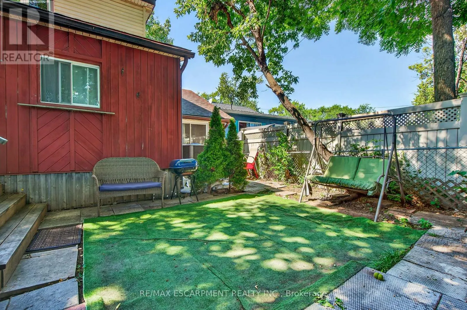 146 NORMANHURST AVENUE W