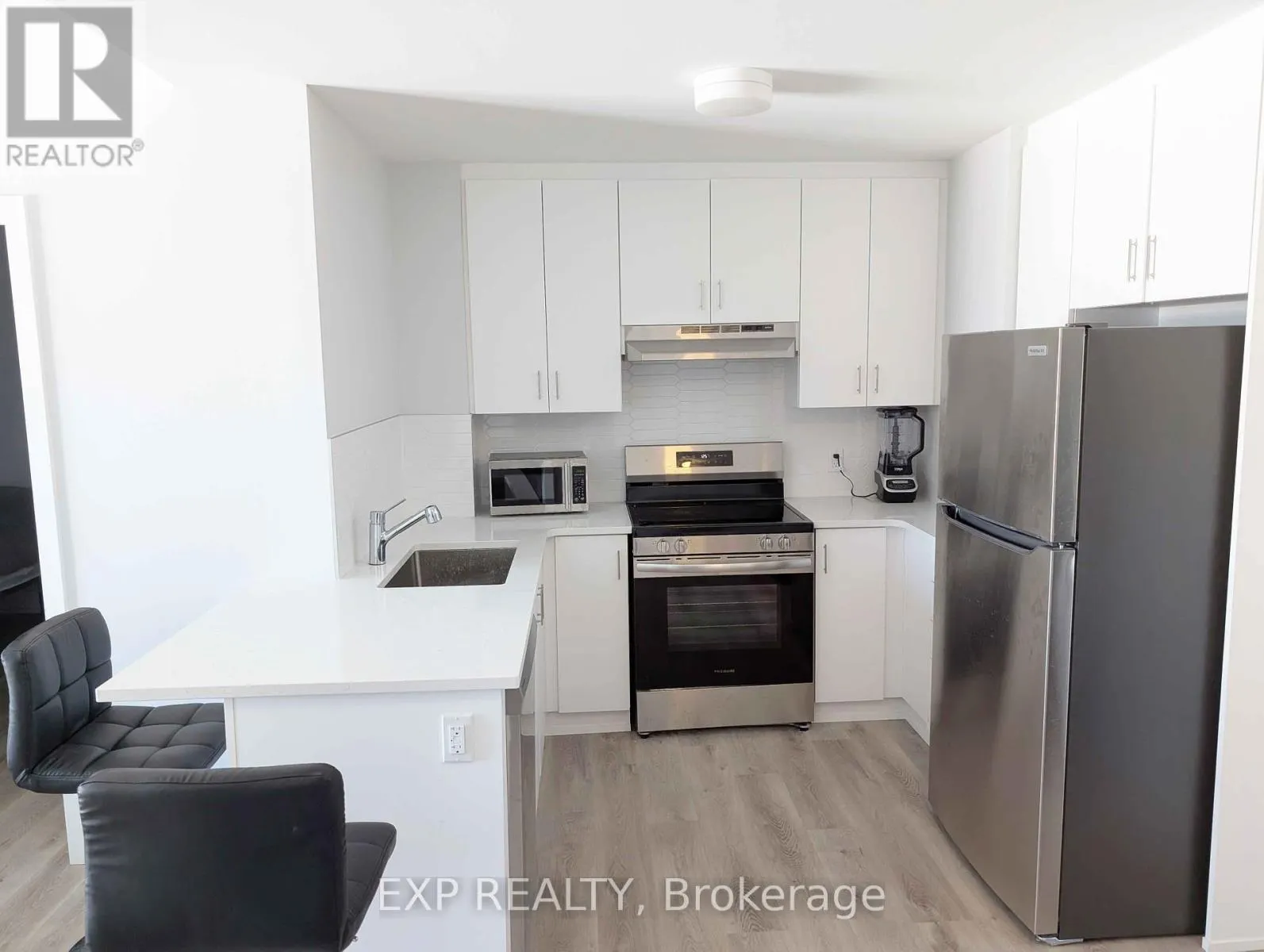 413 - 1350 HEMLOCK STREET