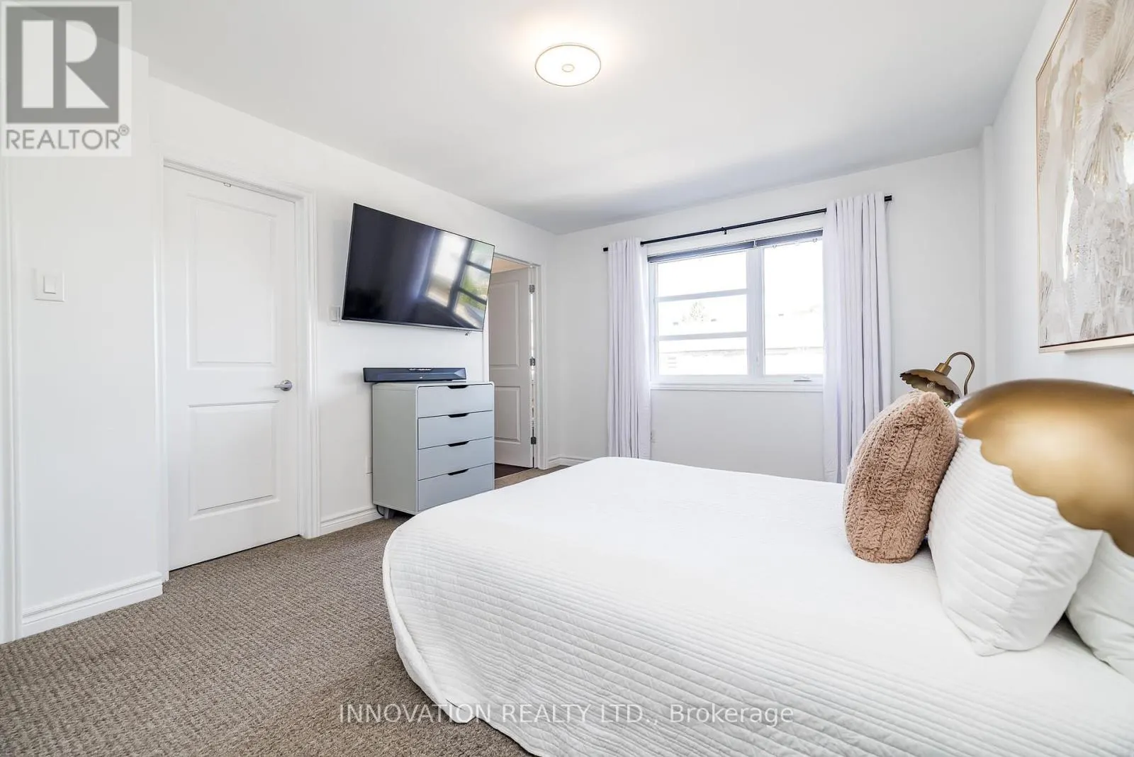 288 MUNRO STREET