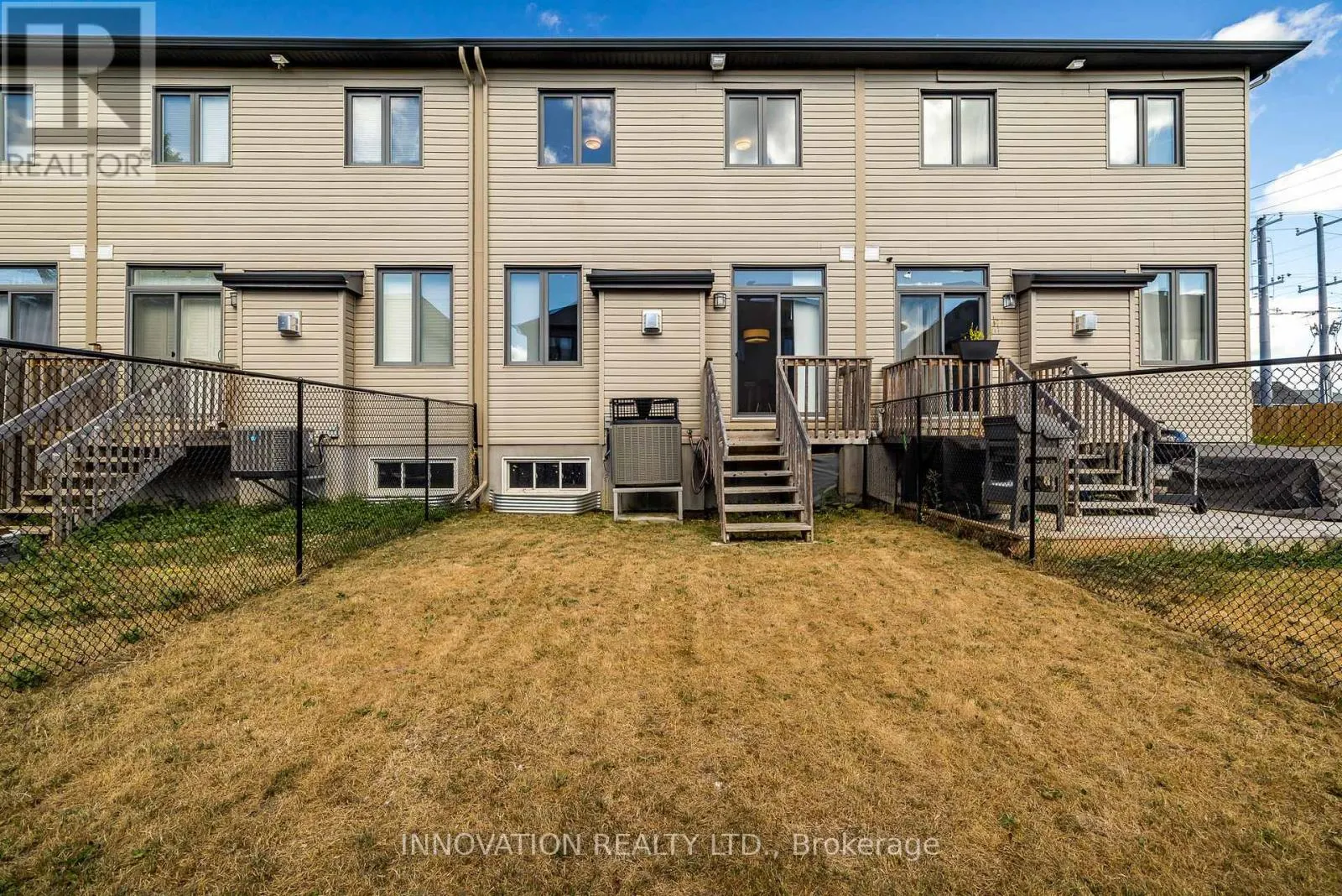 288 MUNRO STREET
