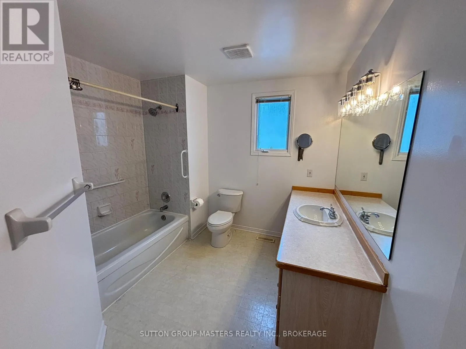 1077 ACADIA DRIVE