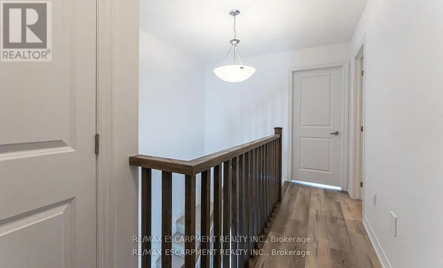 29 - 120 COURT DRIVE