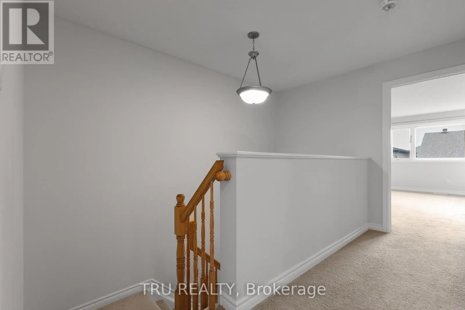1146 BECKETT CRESCENT