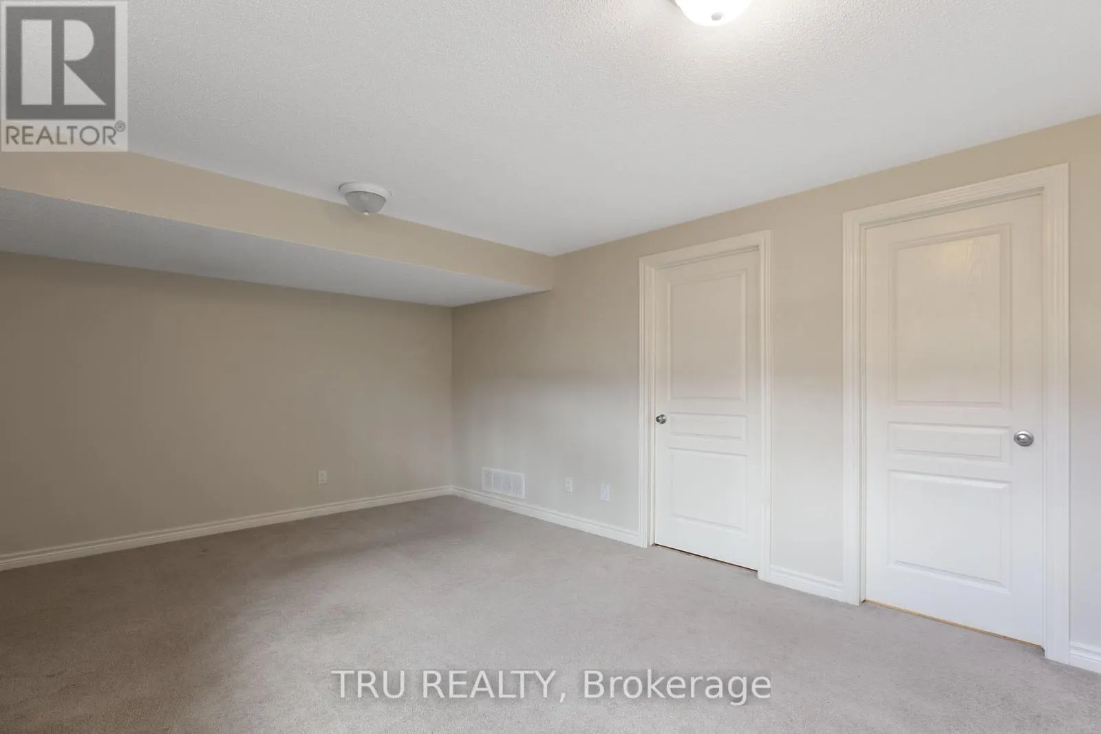 1146 BECKETT CRESCENT