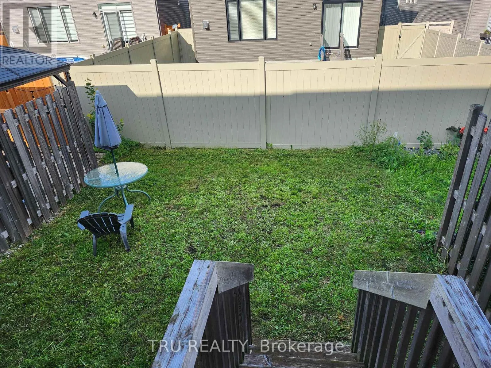 1146 BECKETT CRESCENT