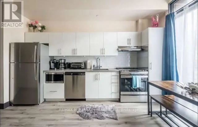101 - 121 KING STREET E