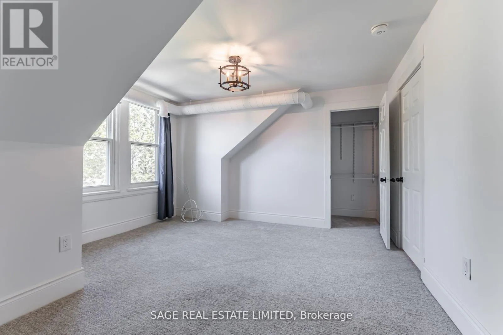 3RD - 459 ABERDEEN AVENUE