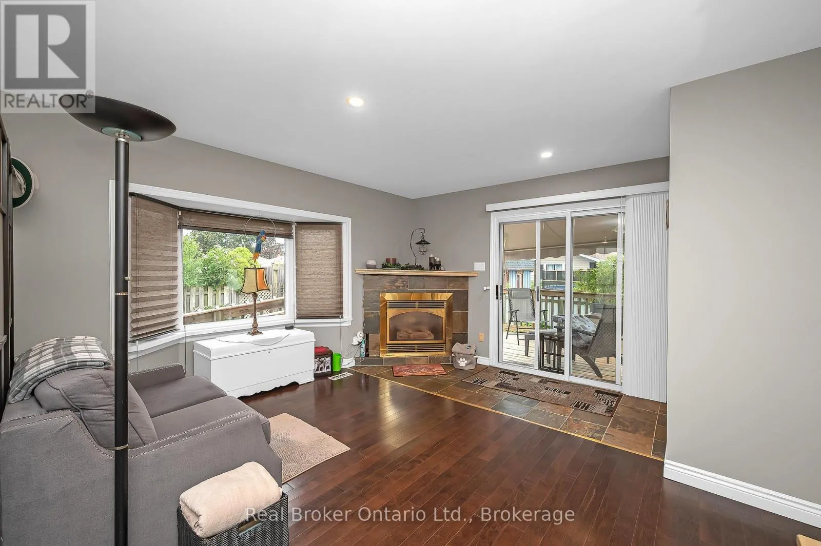 2 CHERRY AVENUE