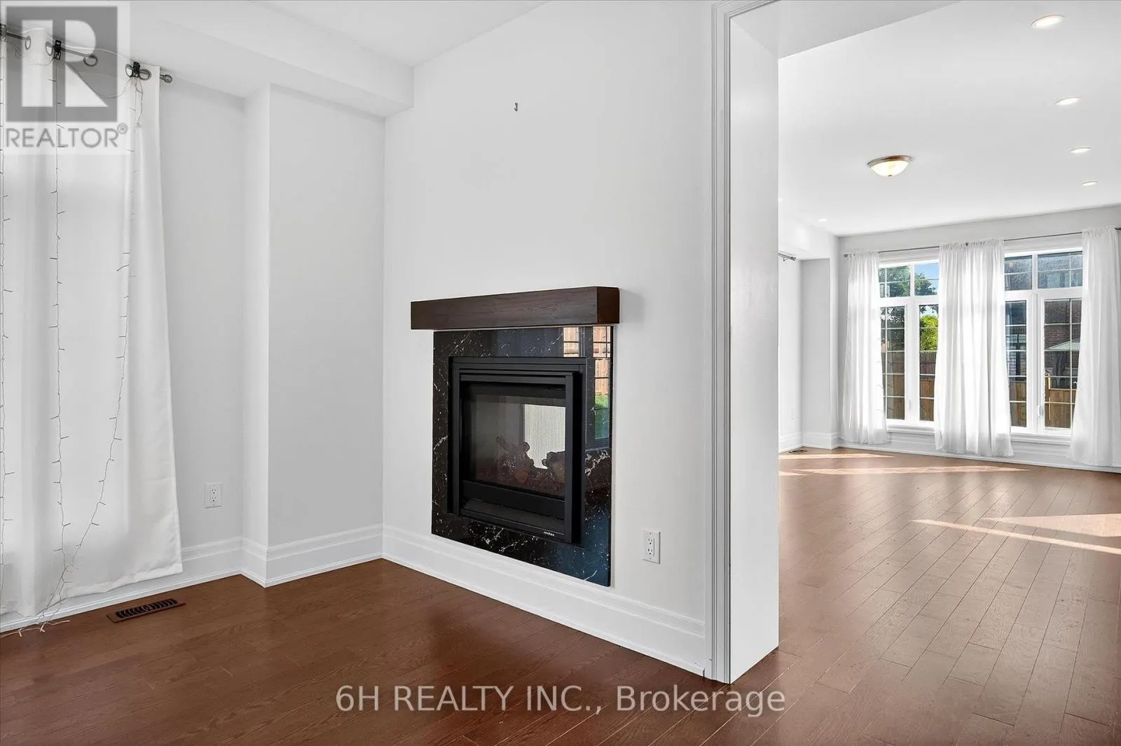 14 FERNRIDGE HEIGHTS