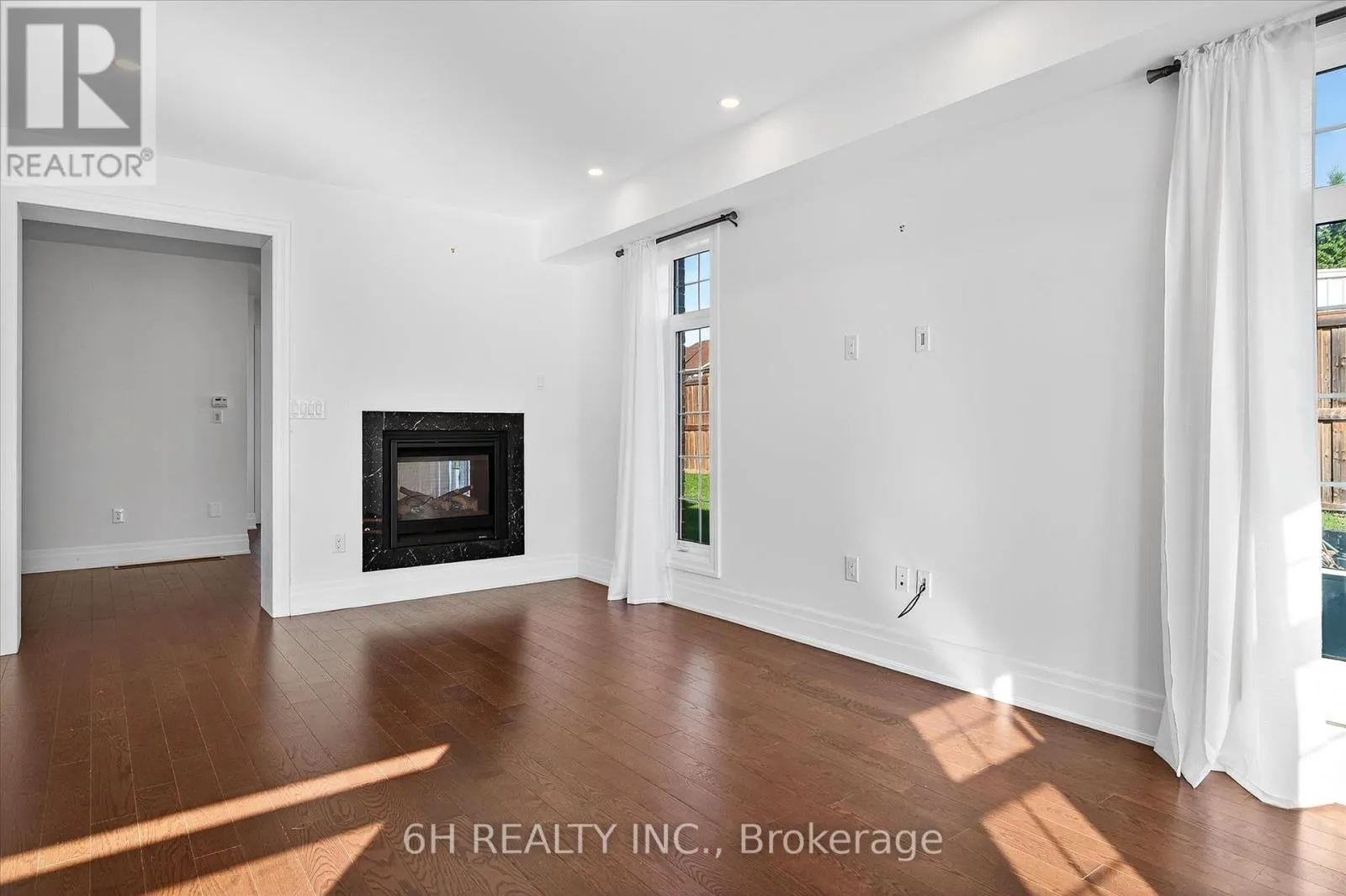 14 FERNRIDGE HEIGHTS