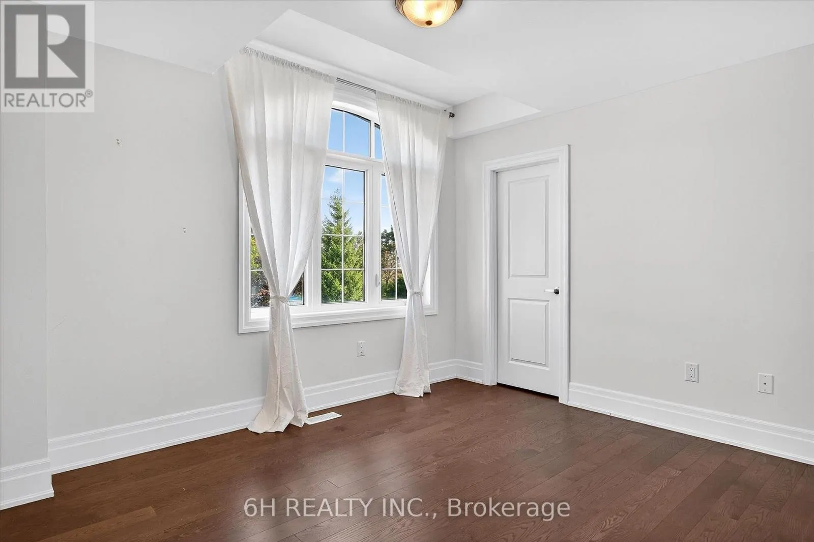 14 FERNRIDGE HEIGHTS