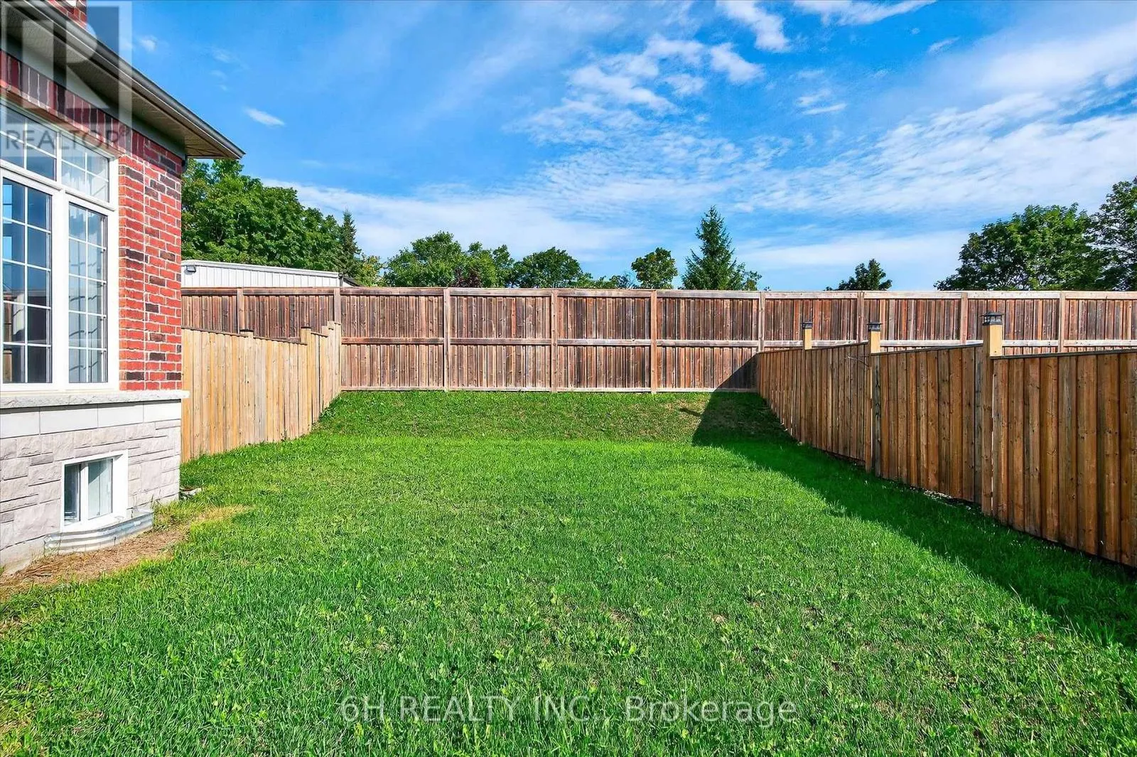 14 FERNRIDGE HEIGHTS