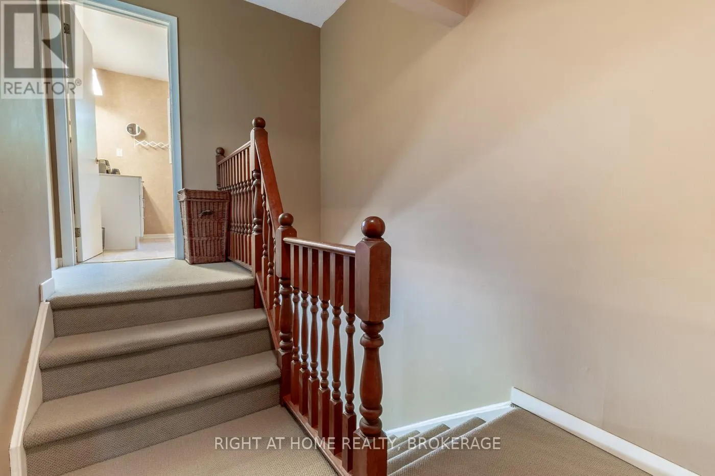 45 - 122 LAKESHORE ROAD, #45