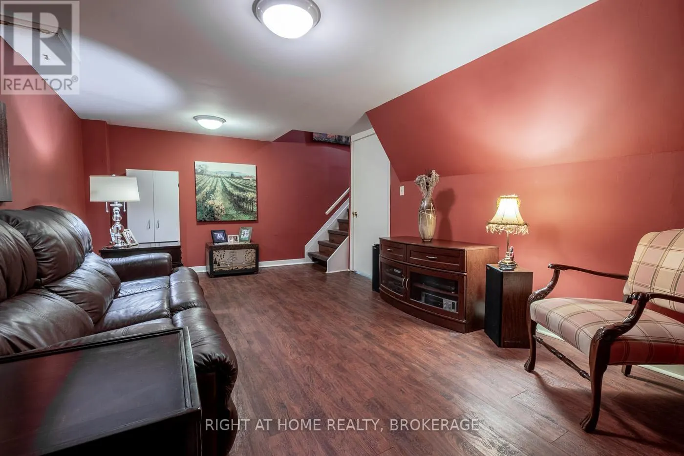 45 - 122 LAKESHORE ROAD, #45