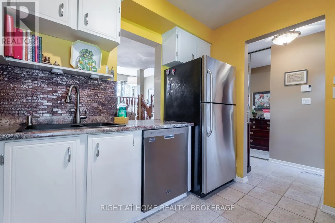 45 - 122 LAKESHORE ROAD, #45