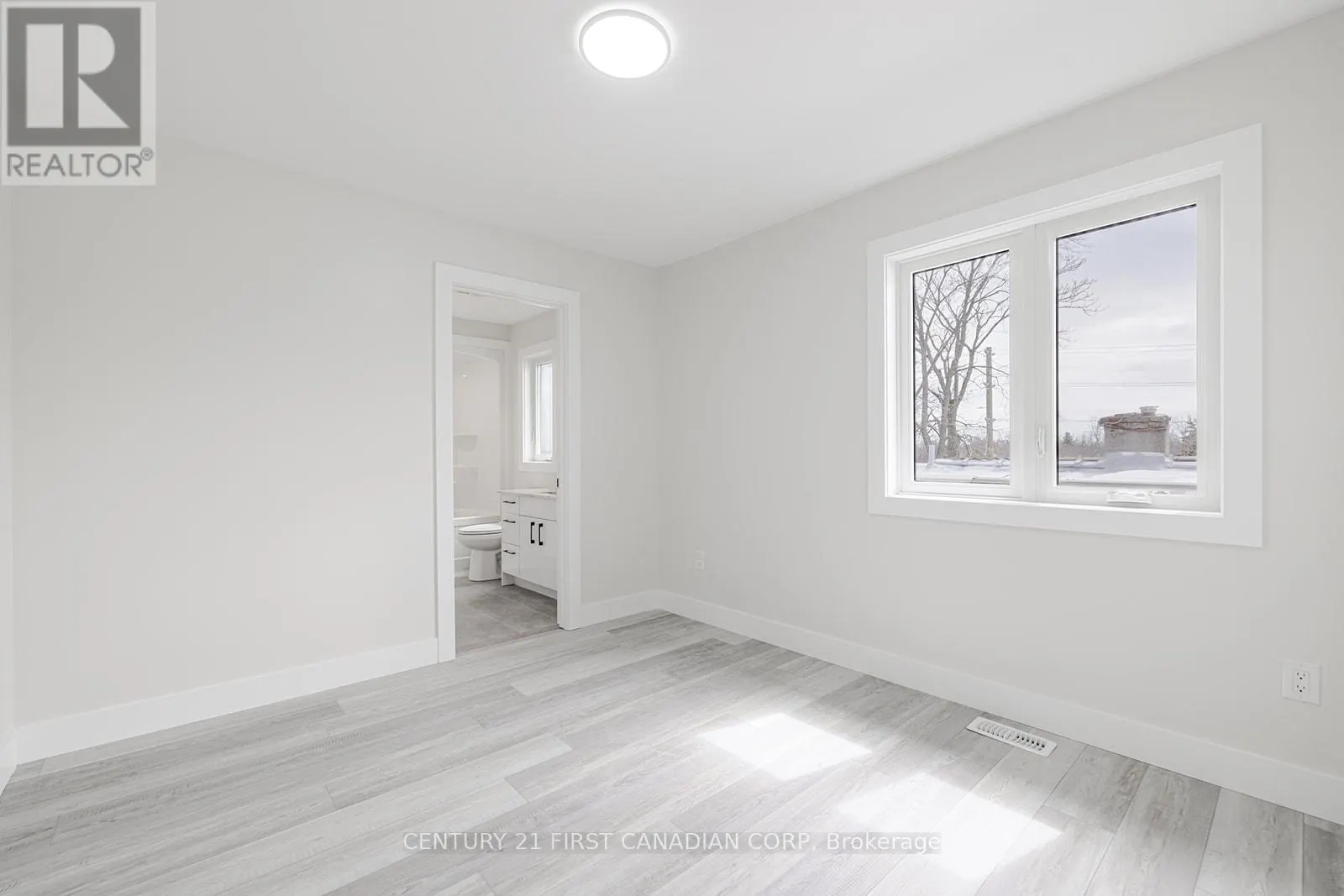 105 - 109 ROSS STREET, #105