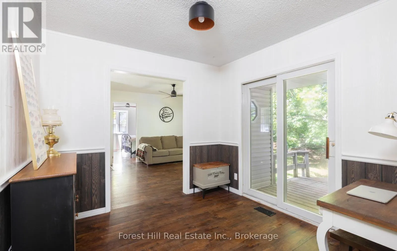 6 TRILLIUM LANE