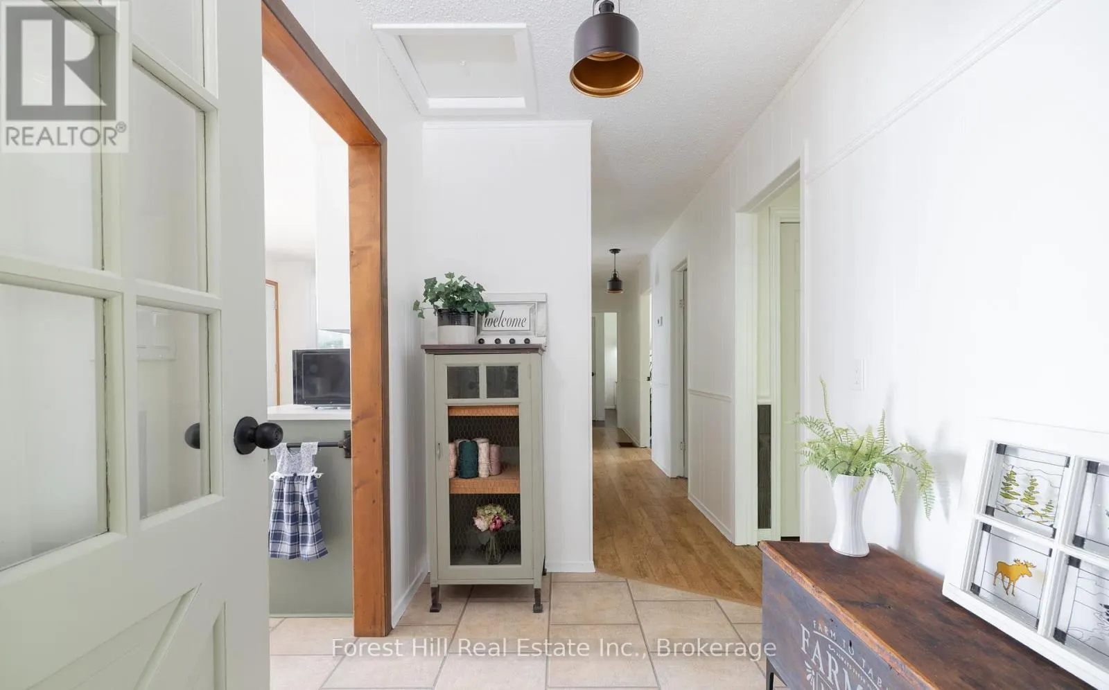 6 TRILLIUM LANE