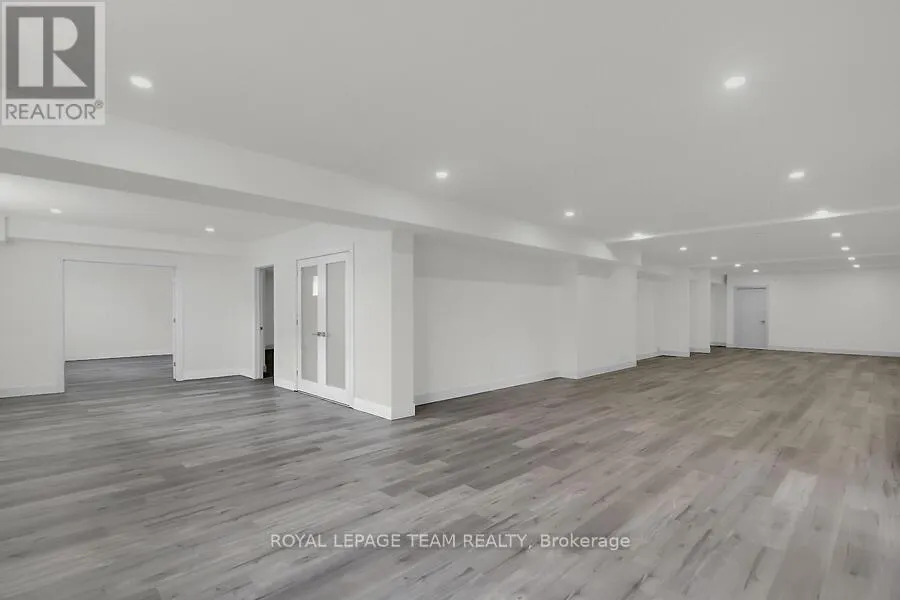 6865 PEBBLE TRAIL WAY