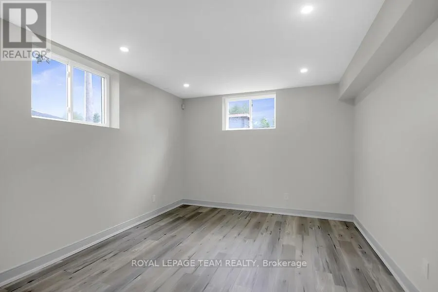 6865 PEBBLE TRAIL WAY