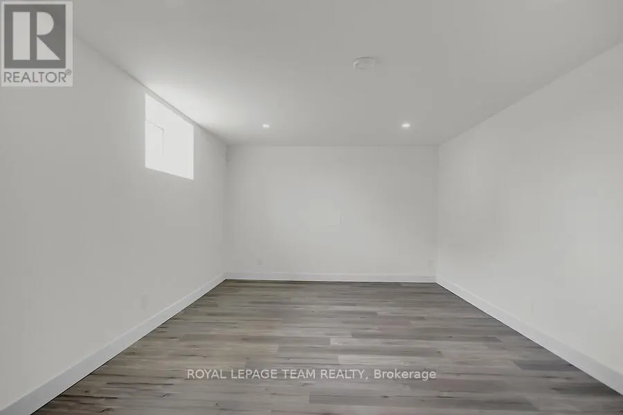 6865 PEBBLE TRAIL WAY
