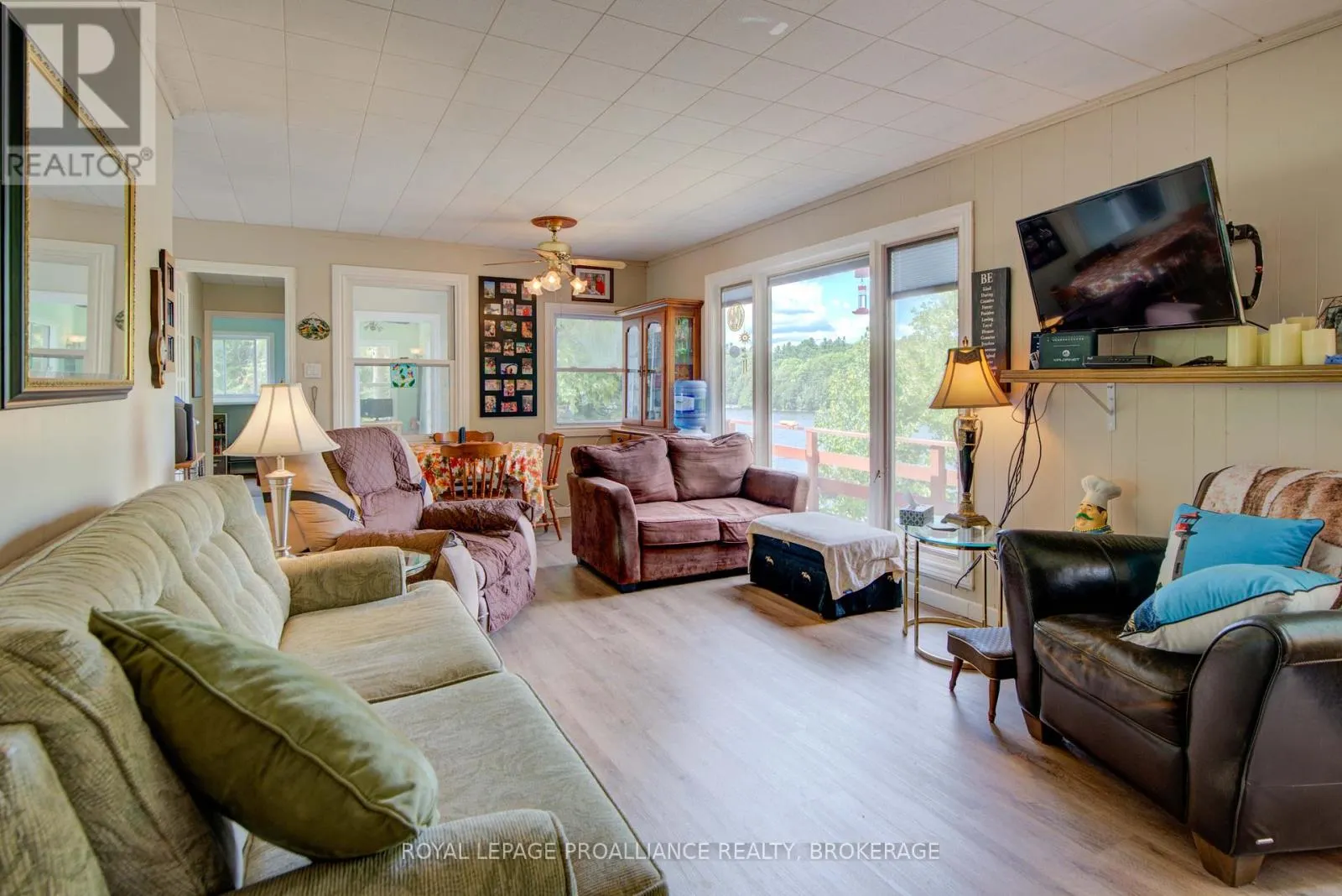 372 MURPHY ROAD #100