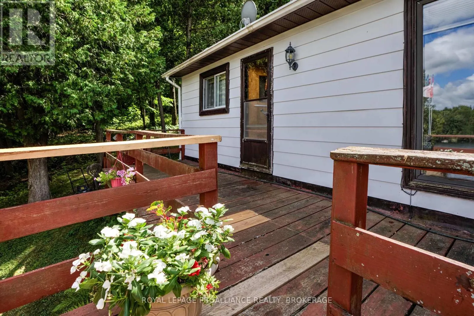 372 MURPHY ROAD #100