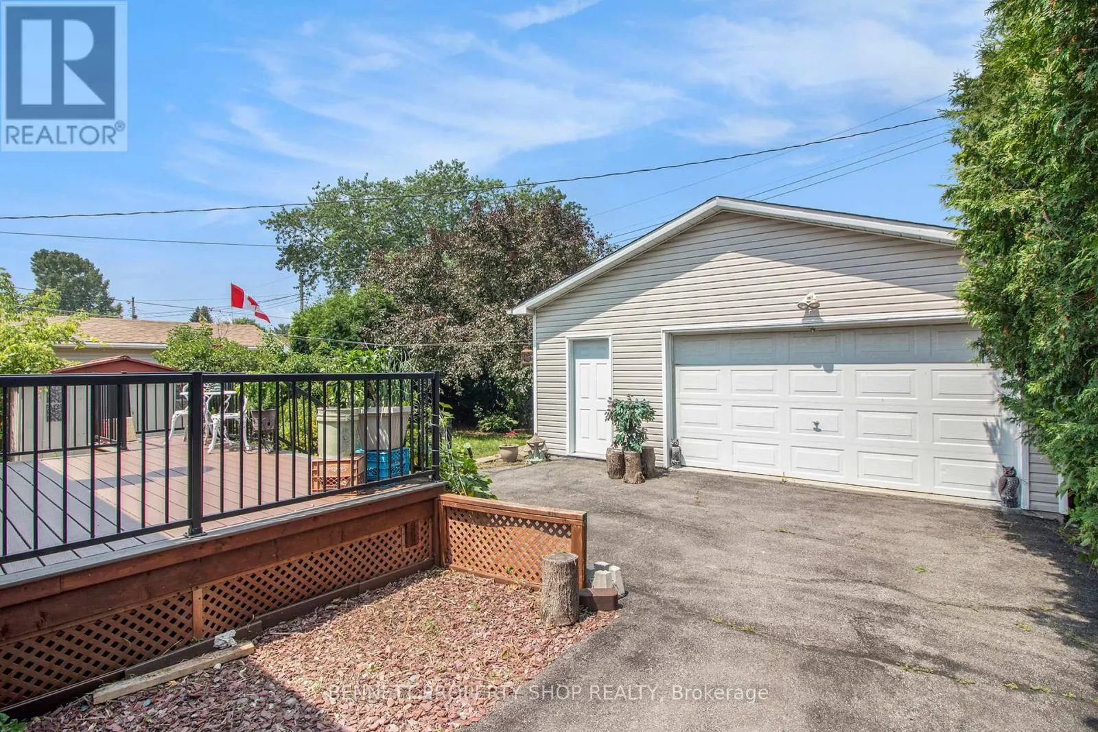 303 GLENEAGLES AVENUE