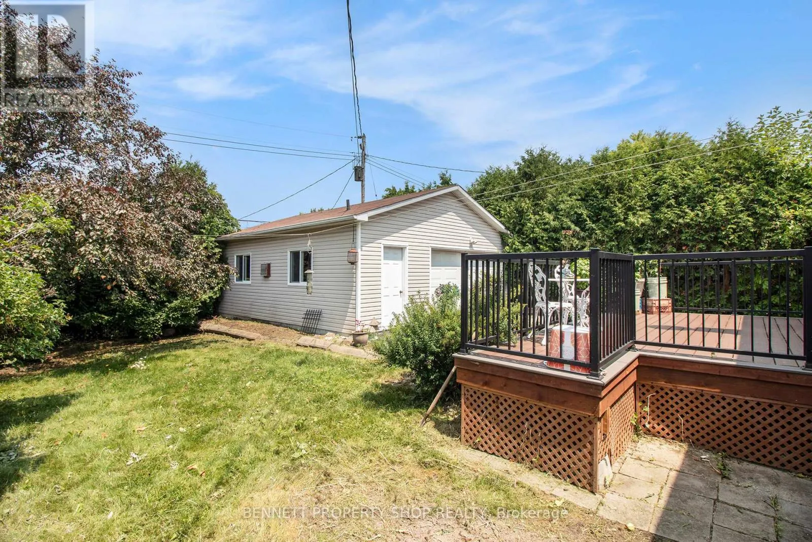303 GLENEAGLES AVENUE