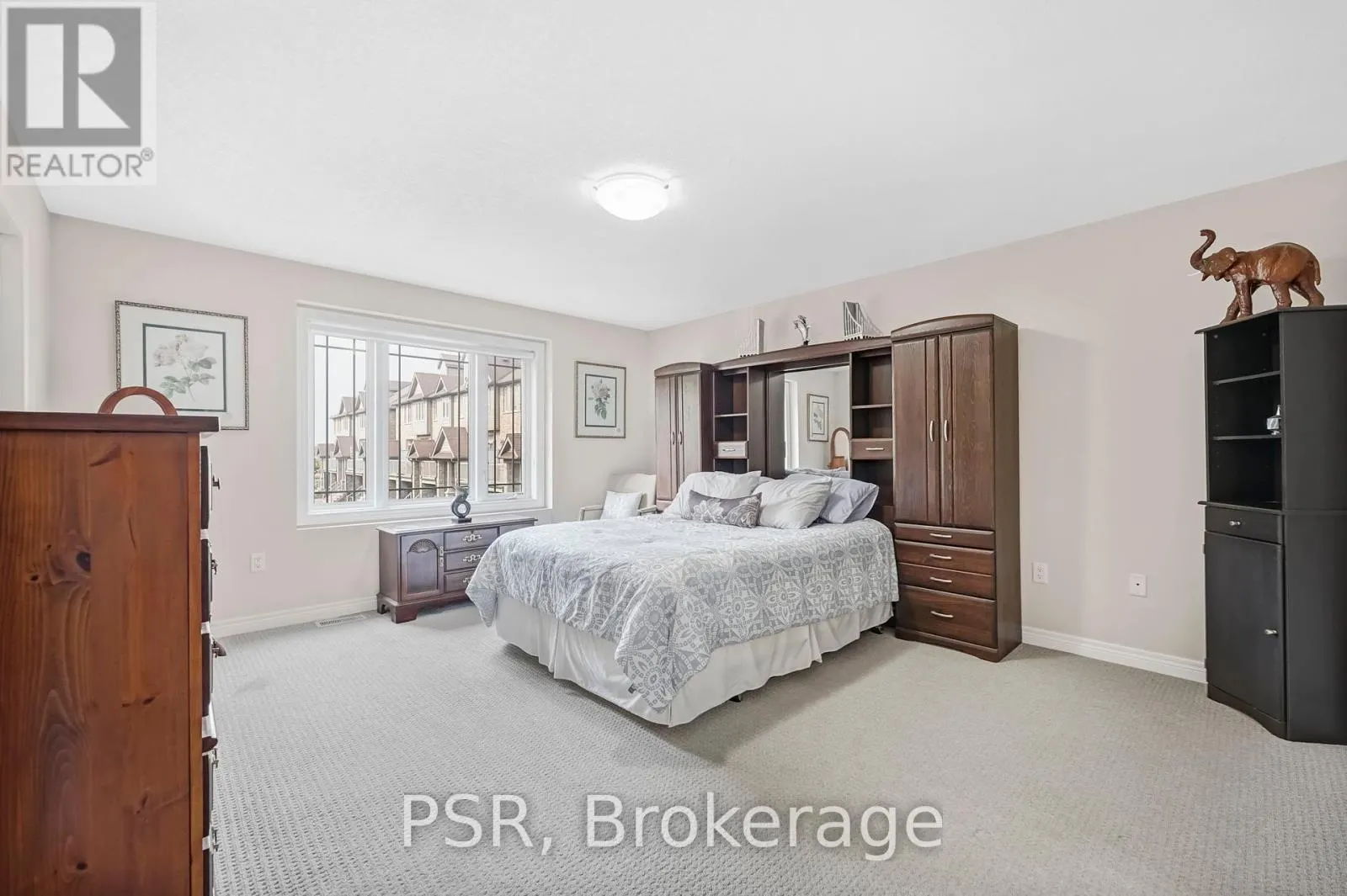 4 - 310 FALL FAIR WAY