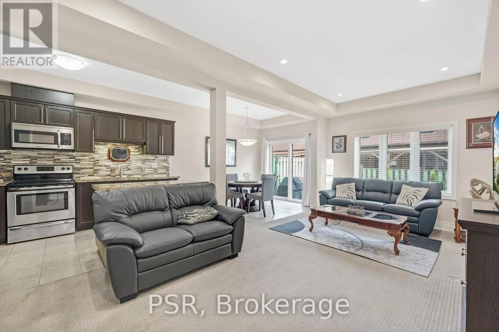 4 - 310 FALL FAIR WAY